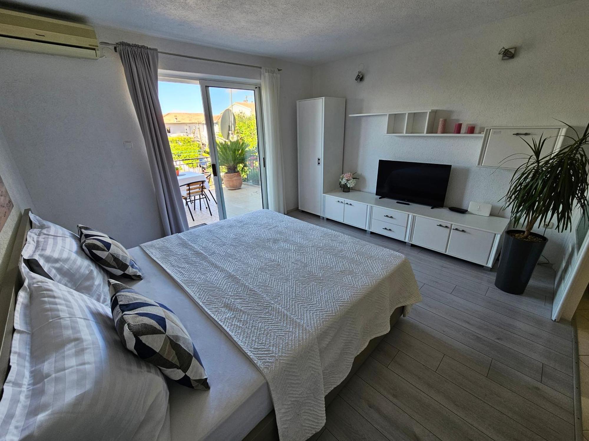 Apartmani Matija Makarska Exterior foto